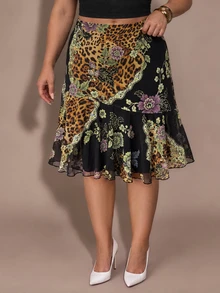 SHEIN BAE CURVE تنورة نسائية بمقاس كبير بطبعة نمر متعددة الألوان، تنورة أنيقة بطول متوسط - متعدد الألوان - مشاهدة 7
