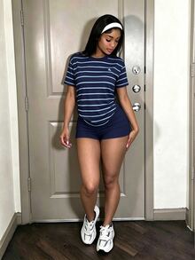 Slaydiva 女款條紋短袖上衣與短褲套裝 - 藏蓝色 - 查看 7