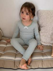 Hapijoa Young Girl Bow Decor Striped Long Sleeve Top And Pants Loungewear - Green - View 7