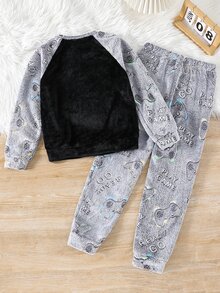 SHEIN 青少年男孩毛絨長袖上衣與長褲家居服套裝 - 彩色 - 查看 2