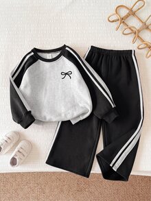 SHEIN 女童小女孩圓領蝴蝶結圖案拼色長袖秋冬休閒日常運動衫與運動褲套裝 - 灰色 - 查看 5