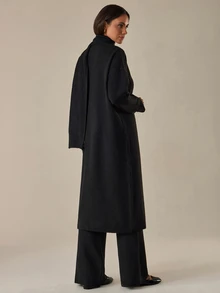 SHEIN طقم نسائي فاخر من ثلاث قطع من الصوف الناعم مع كارديجان طويل ووشاح وبنطال فضفاض - بني - مشاهدة 2