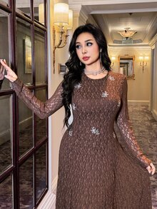 Feyla Gaun Renda Elegan Desain Baru dengan Bordir Indah, Pinggang Ramping, dan Potongan yang Membentuk Tubuh Ideal untuk Acara Jamuan - Dusty Pink - View 4