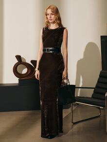 MOTF PREMIUM WOMEN'S AUTUMN/WINTER VELVET SPLIT STRUCTURAL DESIGN TWISTED NECKLINE LONG DRESS - Brown - View 3