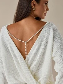 SHEIN ملابس علوية نسائية من الصوف المحبوك المنسوج مزينة باللؤلؤ العاجي، بتصميم مكشوف الكتفين وأمامية ملفوفة وأكمام طويلة - أبيض - مشاهدة 2