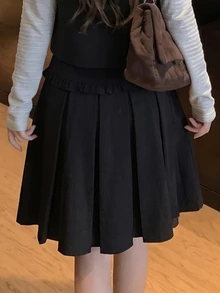 DAZY Academy Style Retro Slimming Elegant A-Line Pleated Skirt, Autumn Outfit - Black - View 2