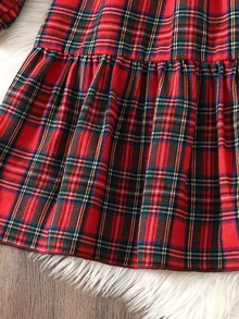 SHEIN Tween女孩春秋冬季休閒優雅復古紅綠格紋圓領長袖荷葉邊收腰拼接洋裝，適合聖誕節、新年、復古校服裙，紅色洋裝 - 紅色 - 查看 7