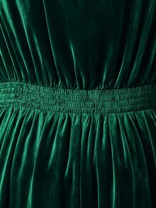 Rometta Ladies' French-Style Luxury Dark Green Velvet Waist-Cinched A-Line Flared Sleeve Spring-Autumn Plus-Size Dress Christmas - Dark Green - View 6