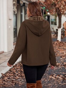 SHEIN Clasi 大尺碼女款字母刺繡拉鍊連帽休閒外套，保暖內裡，冬季穿著 - 彩色 - 查看 5
