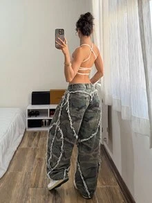 Slaydiva 女款迷彩毛邊寬腿寬鬆休閒牛仔褲 - 軍綠色 - 查看 2
