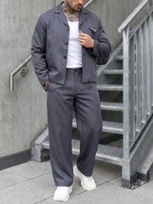 Manfinity CasualCool Men's Dark Gray Fashion Notch Lapel Triangle 3D Decor Chest Strap Wide Leg Casual 2 Pieces Suit Set - Dark Grey - View 4