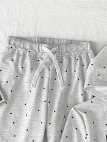 SHEIN 兒童青少年女孩秋冬休閒復古時尚抓絨內裡加厚連帽拉鍊運動衫套裝，字母與波點印花，寬鬆版型，附貼袋，搭配寬腿直筒運動長褲，2件式運動休閒套裝，麻灰色 - 淺灰色 - 查看 4