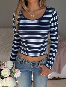 CovetEZ 女款修身短版長袖印花大圓領T恤 - 彩色 - 查看 7