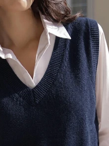 DAZY Solid V-Neck Sweater Vest Without Blouse,Fall Clothes - Navy Blue - View 4