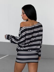 StreetHx Women's Street Vintage Striped Loose Design Asymmetrical Shoulder Dress, Suitable For Outings In Autumn/Winter, Store-Hopping And Street Wear - Multicolor - View 2