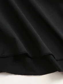 Sweetra بودي نسائي بلون موحد وياقة مربعة وكشكشة عند الخصر وأكمام بتصميم بتلات أنيق - الأسود - مشاهدة 6