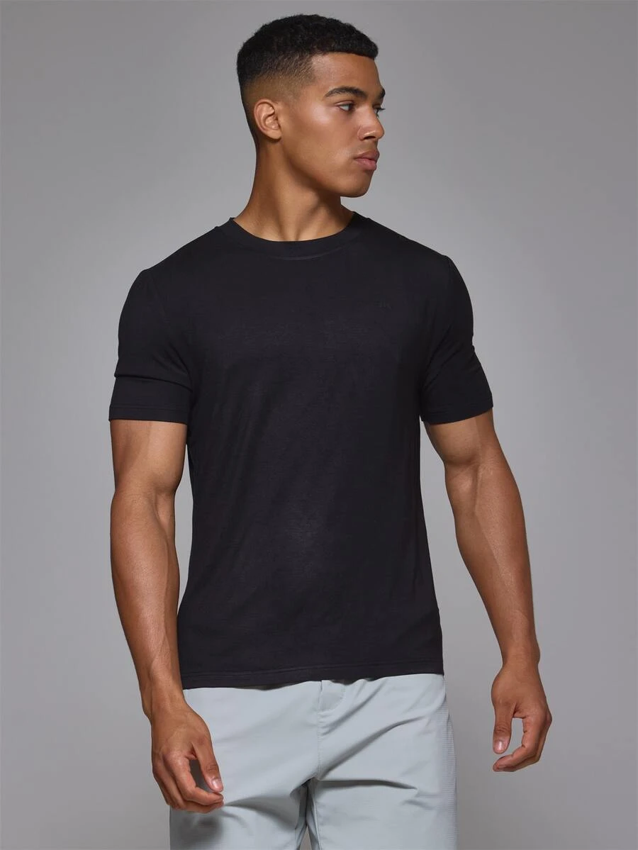 Musero Sport Printed Muscle Fit Gym Tshirt Autum Winter Sports Activewear - Black - View 1