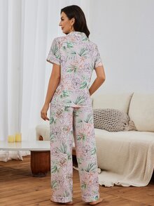 Serenescape Women's Bubble Crinkle Light Pink Floral Vacation Style Print Lapel Cardigan Short Sleeve Long Pants Pajama Set - Pink - View 2