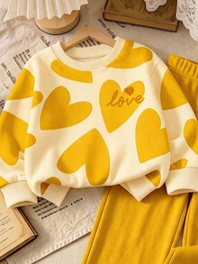 SHEIN 休閒甜美可愛愛心圖案 LOVE 印花圓領長袖抓絨衛衣套頭衫與寬腿運動褲套裝，適合 - 彩色 - 查看 3