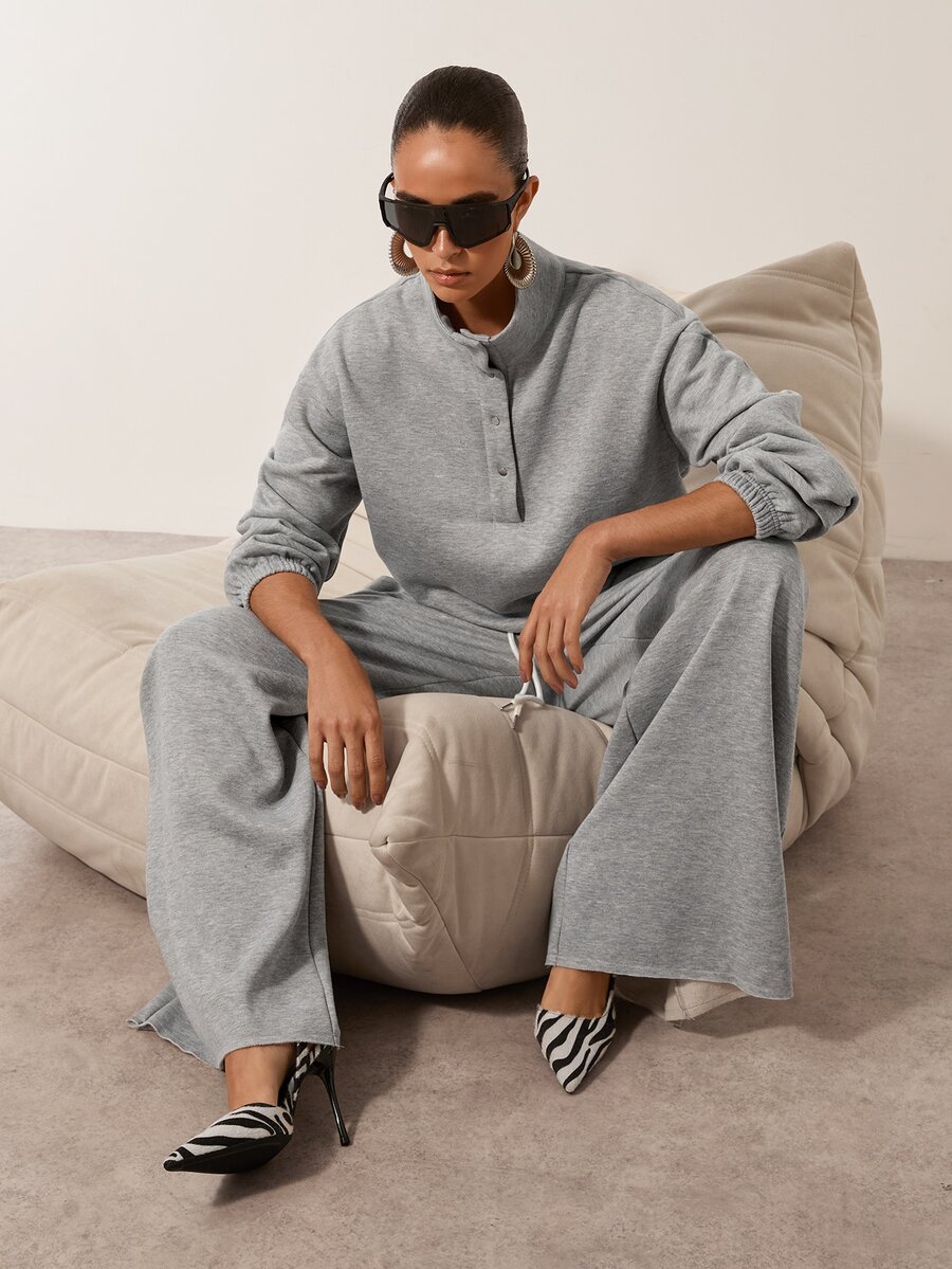 MERLEAU Women's Modern Floral Grey Sweatshirt And Sweatpants 2 Pieces Set - Grey - View 1