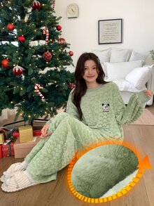 DAZY Women's Coral Fleece Pajama Set With Heart Pattern, Round Neck, Comfortable And Warm Loungewear Set - Green - View 7