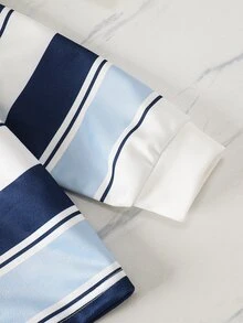 SHEIN 男童 2 件套條紋印花 Polo 領長袖上衣 + 純色長褲套裝，休閒復古童裝，適合學校、日常穿著及其他場合 - 藍色 - 查看 5