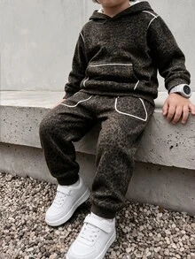 秋冬男童兩件套，復古棕色豹紋連帽衛衣搭配豹紋對比縫線收口運動長褲，時尚復古美式街頭風套裝 - 彩色 - 查看 5