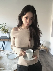 DAZY Solid Color Slim Fit Cold Shoulder Long Sleeve Elegant Vacation Korean Style Autumn/Winter Knit Sweater For Women - Apricot - View 4