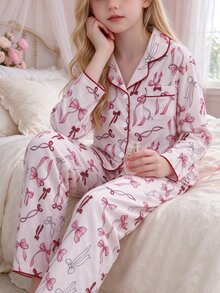 SHEIN 女童粉色可愛蝴蝶結印花翻領前開長袖上衣與休閒長褲舒適兩件式居家服套裝 - 淺粉色 - 查看 5