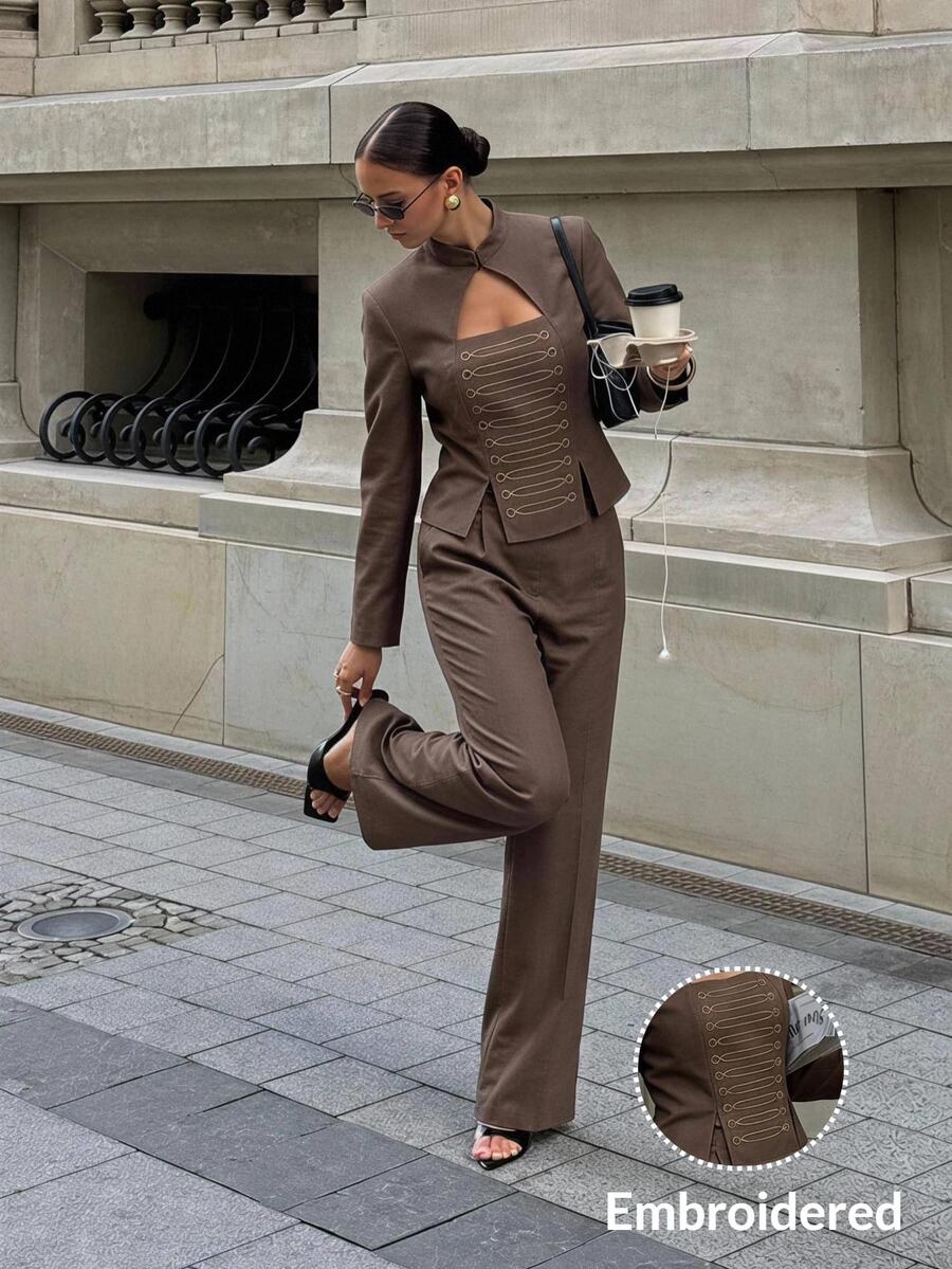 Siren Gaze Setelan 2 Potong untuk Wanita, Cocok untuk Kantor dan Perjalanan Kerja: Atasan Pas Badan dengan Kerah Potongan dan Celana Panjang Lurus - Coffee Brown - View 1