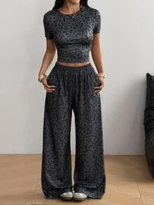 SHEIN EZwear 豹紋針織圖案休閒街頭風女裝套裝，度假穿搭，適合日常早午餐與旅行，灰色豹紋，夏季款 - 深灰色 - 查看 5