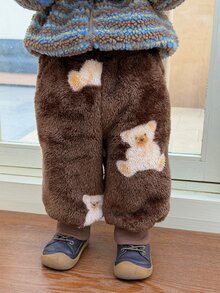 Dazy Kids Quần dài nỉ cho bé trai, cạp chun, in họa tiết dễ thương, 2 túi, gấu bo - Cà phê nâu - Xem 3