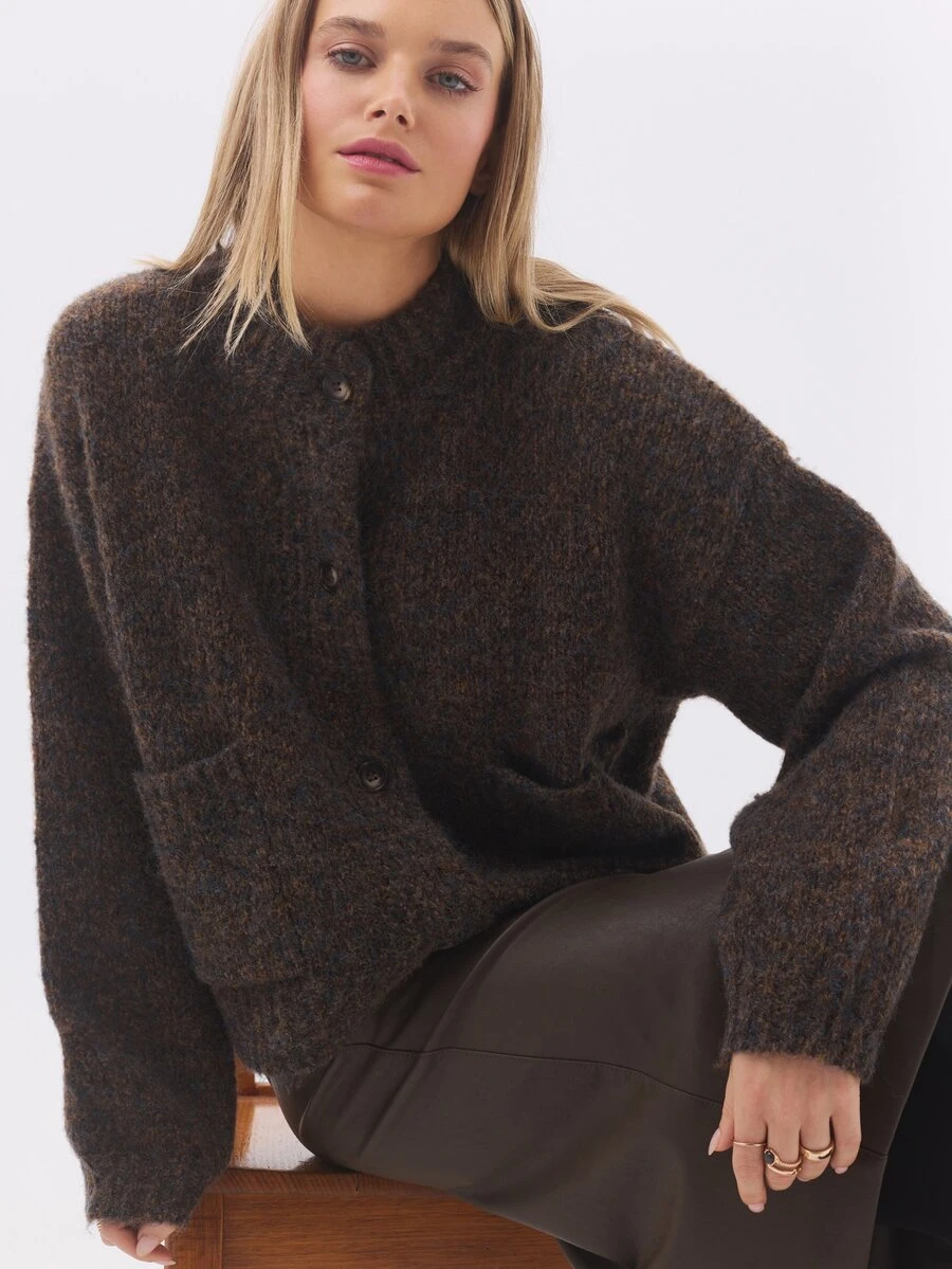 KÆRIA Hus Patch Pocket Cardigan - Soft-Touch Heritage Nep Knit - Brown Marle - Heavyweight, Cosy Winter Layers - Brown - View 1