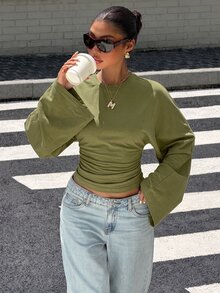 Muchica 女款橄欖綠休閒街頭風純色舒適蝙蝠袖圓領長袖秋季T恤，適合日常約會旅行 - 綠色 - 查看 1