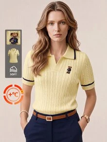 Briarwyn 秋季女款休閒可愛對比飾邊熊刺繡短袖 Polo 領麻花針織上衣，白黑配色，校園返校季老錢風 - Butter Yellow - 查看 1