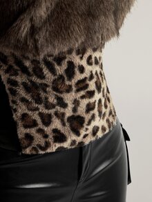 SHEIN ICON Women's Plus Size Leopard Print Patchwork Faux Fur Halter Top - Brown - View 3