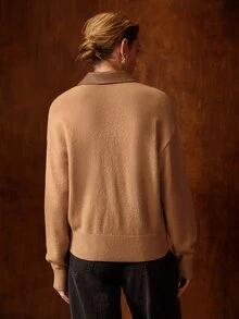 MOTF PREMIUM Áo cardigan len dệt kim tay dài kéo khóa phong cách streetwear nữ - Màu Khaki - Xem 3