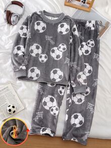 Boys' Dark Gray All-Over Football Cartoon Print Double-Sided Flannel Fabric Skin-Friendly Warm Crew Neck Long Sleeve Loose Fit 2 Pieces Pajama Set Loungewear - Grey - View 3