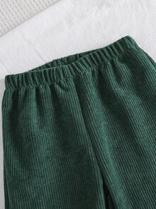 SHEIN 2件組男童套裝，兒童針織長袖 Polo 2 合 1 衛衣，圖案印花，卡其色休閒長褲，返校季，夏季，親子穿搭 - 綠色 - 查看 4