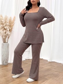 SHEIN Frenchy طقم نسائي مقاس كبير بقطعتين، تي شيرت قصير برقبة مربعة وبنطال مخطط، ملابس منزلية مريحة - متعدد الألوان - مشاهدة 2