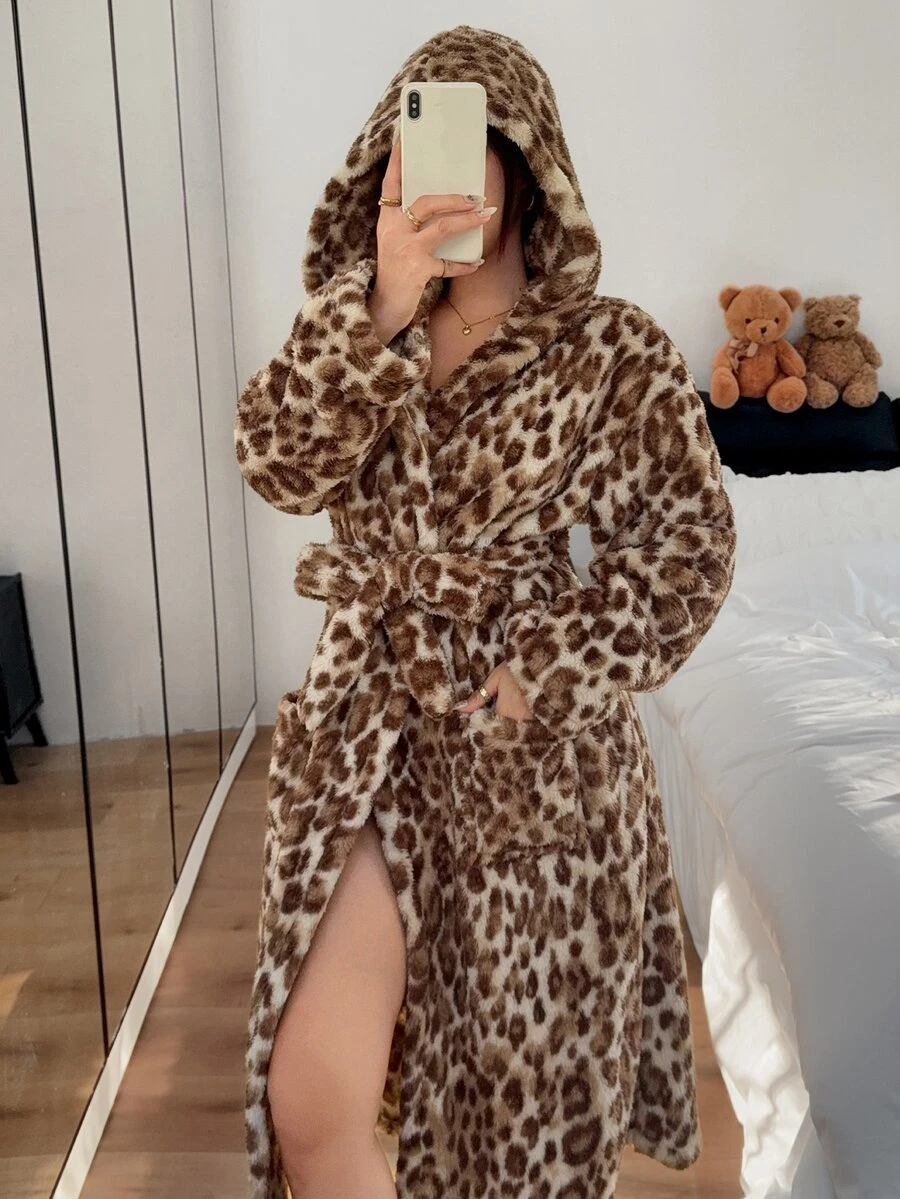 Napfluff Cute Leopard Print Plush Lapel Long Sleeve Pocket Decor Women's Robe - Brown - View 1