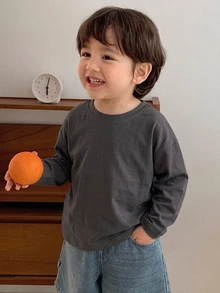 Hapijoa 小男孩字母印花長袖圓領T恤，適合日常穿著 - 灰色 - 查看 2