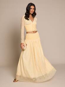 SHEIN Glamour طقم نسائي كاجوال للعطلات من قطعتين بتصميم دانتيل وقصة ضيقة - أصفر - مشاهدة 4