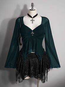 SHEIN ICON 女款大尺碼復古性感時尚千禧風 Y2K 暗黑哥德風 喇叭袖不對稱下擺 銀色金屬十字裝飾 黑色網紗 T-shirt - 墨綠色 - 查看 10