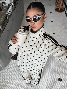 Muchica 女款休閒波點套裝，簡約波點運動上衣與波點運動長褲 - 彩色 - 查看 5