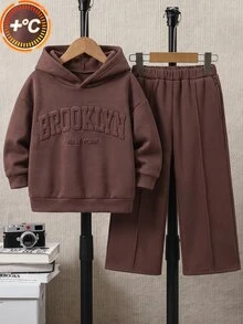 SHEIN Little Byeori 2件組兒童小男孩休閒簡約百搭日常舒適字母3D印花圖案連帽衛衣 灰色長袖寬鬆套頭運動衫 - 咖啡棕 - 查看 4
