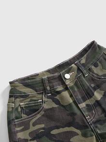 ROMWE Grunge Punk Plus Size Vintage Y2K Women's Camo Denim Shorts With Star Patch Back Pockets - Army Green - View 3