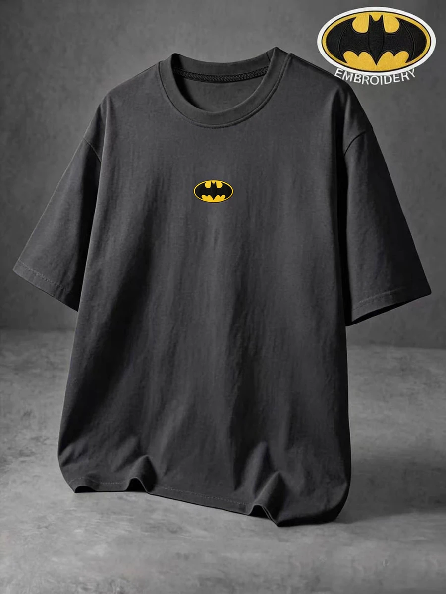 BATMAN X SHEIN Manfinity Roghcode 男士圓領休閒百搭日常穿著短袖T恤 - 灰色 - 查看 1