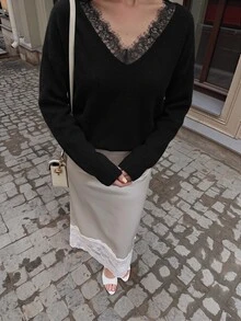Briarwyn 秋冬優雅法式純色V領蕾絲拼接針織衫，適合早午餐、日間外出與辦公室穿著，奶油白色上衣 - 黑色 - 查看 2