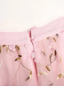 SHEIN 少女女孩粉色網紗刺繡洋裝－薄紗圓領半立領 A 字裙擺 3D 花卉刺繡 膝上長度 優雅可愛女童洋裝 適合派對、婚禮、宴會、成年禮、度假、外出及其他正式場合 - 粉色 - 查看 7